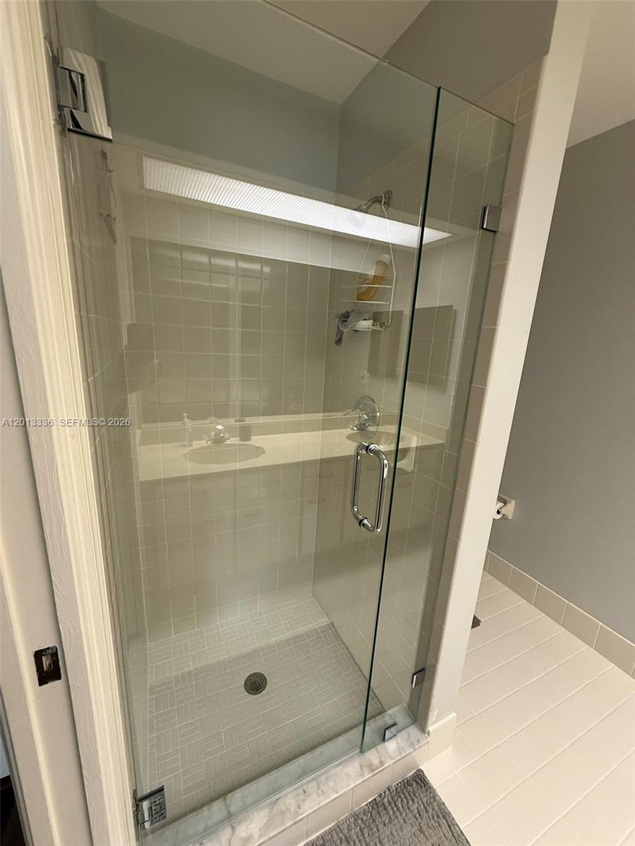 LEXINGTON GREEN CONDO - Residential