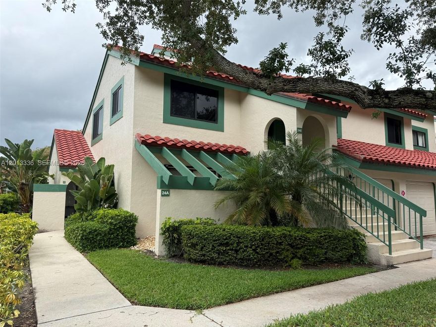 Completely renovated and move-in ready, this stunning 2-bedroom, 2-bath residence offers the perfect blend of style, comfort, and privacy. Featuring a 2015 roof, new A/C, and a new hot water heater, all the major systems have been updated for peace of mind.
Step inside to a beautifully redesigned kitchen with brand-new white quartz countertops, soft-close cabinetry, and a clean, modern aesthetic. The open and airy layout flows seamlessly into the living and dining areas, creating an ideal space for both everyday living and entertaining.
Enjoy your own private backyard—perfect for relaxing, gardening, or outdoor dining. Every detail of this home has been thoughtfully upgraded, delivering a true turnkey opportunity in a desirable Palm Beach Gardens location.
Wholesale financing available with as little as zero down and a low starter rate of 3.99% for qualified buyers.