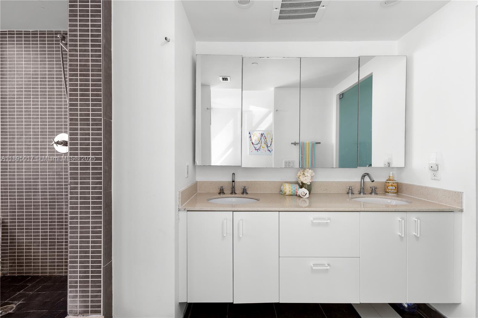 CIELO ON THE BAY CONDO - Residential