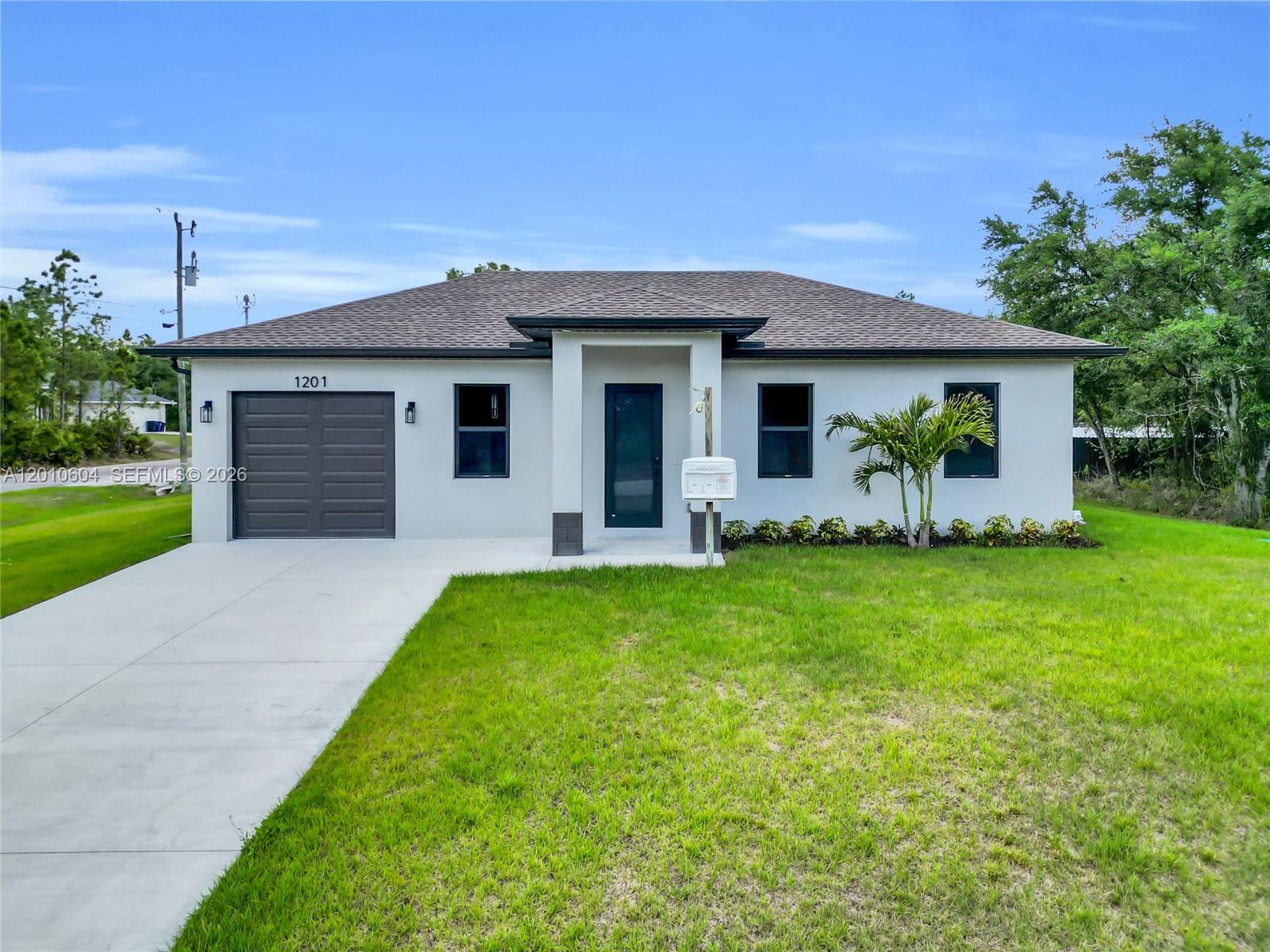 LEHIGH ACRES - Residential