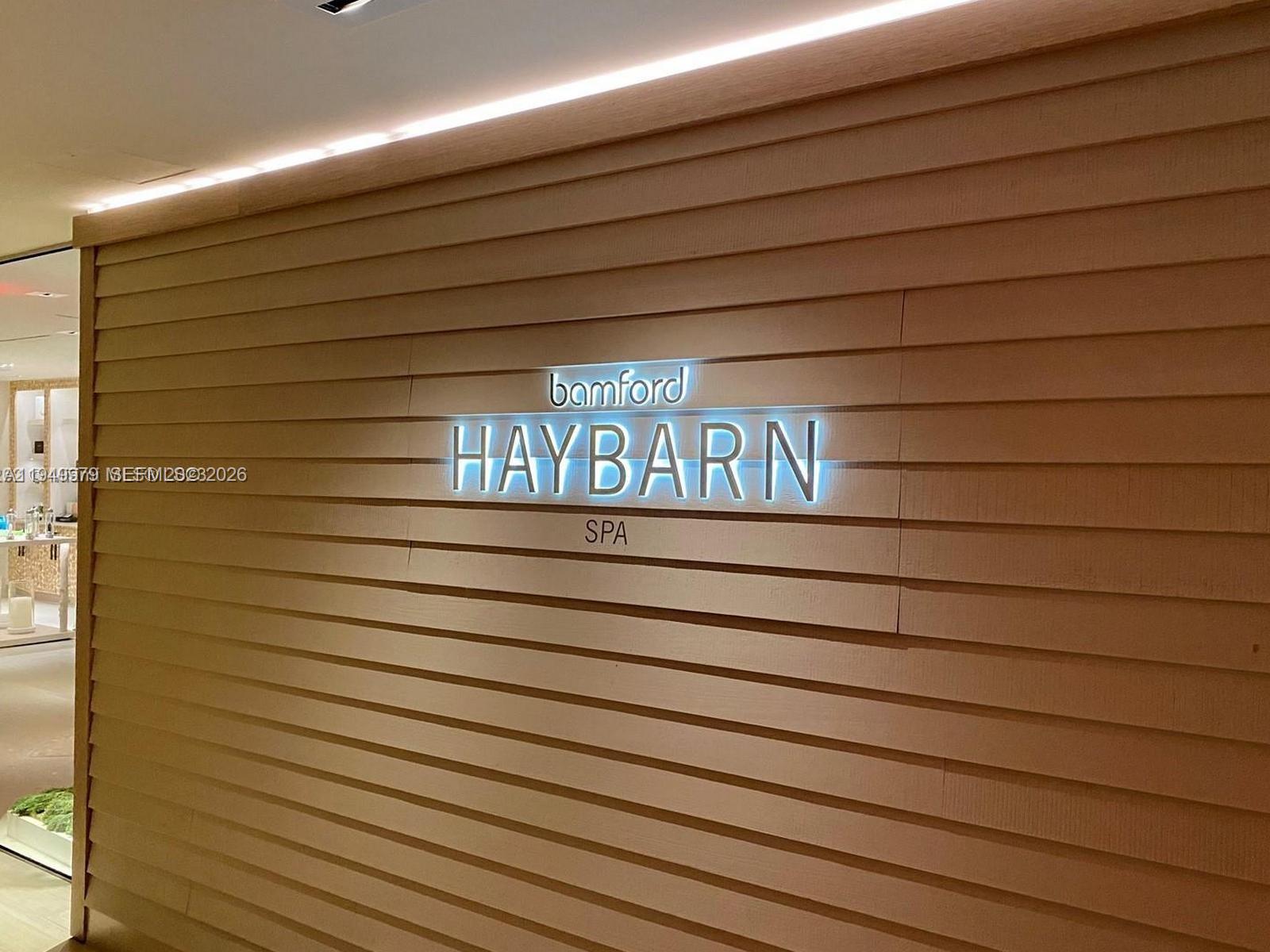 RONEY PALACE CONDO - Residential