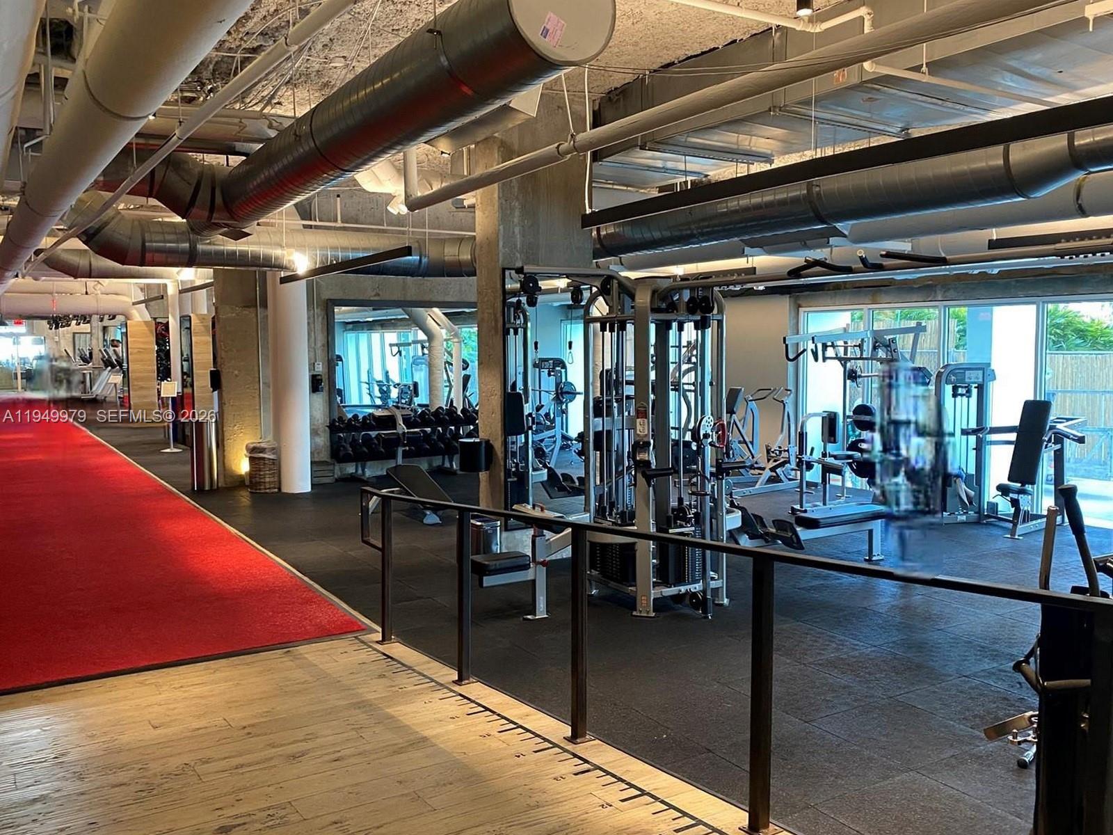 RONEY PALACE CONDO - Residential