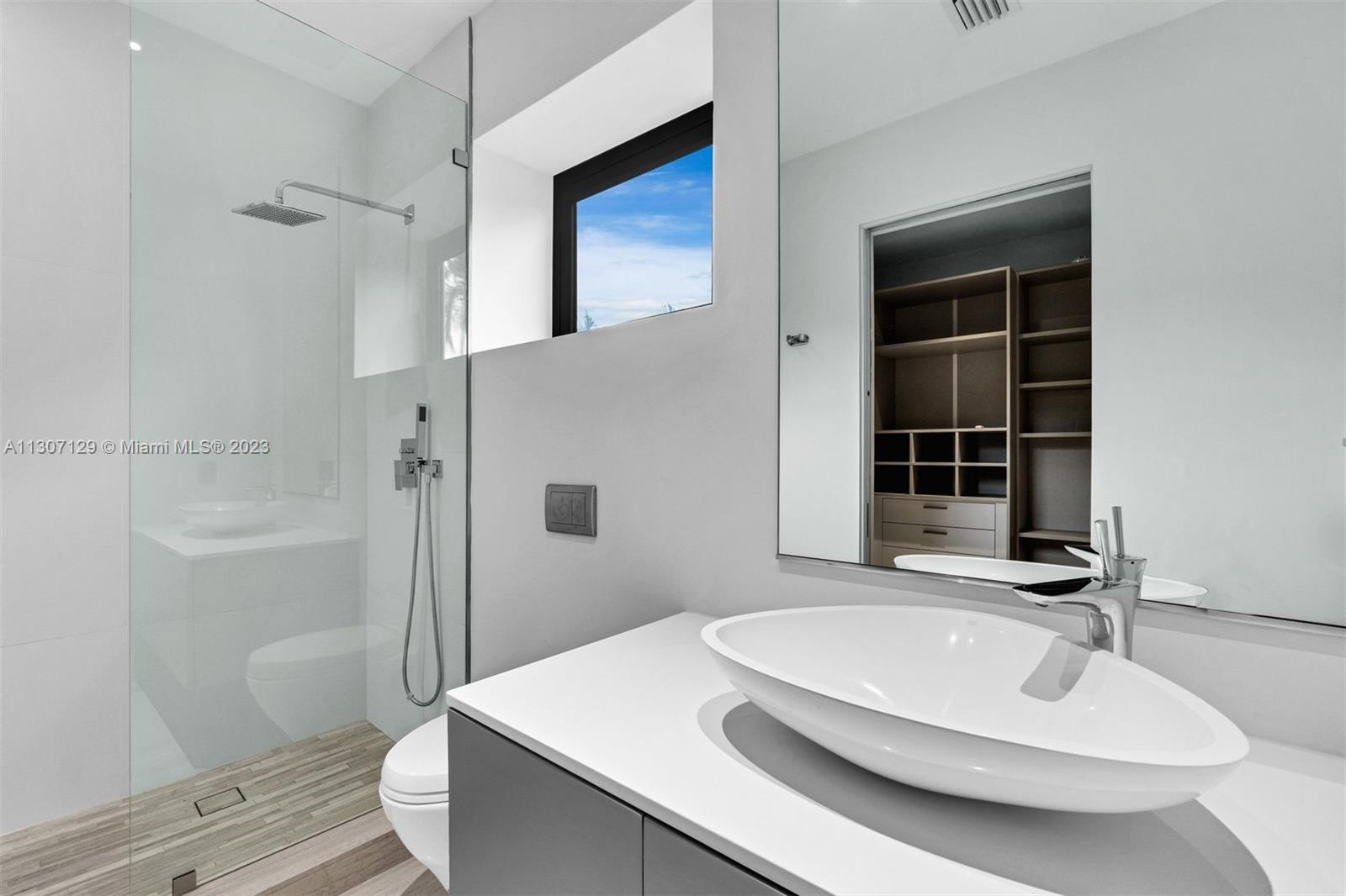 BAY POINT - Residential