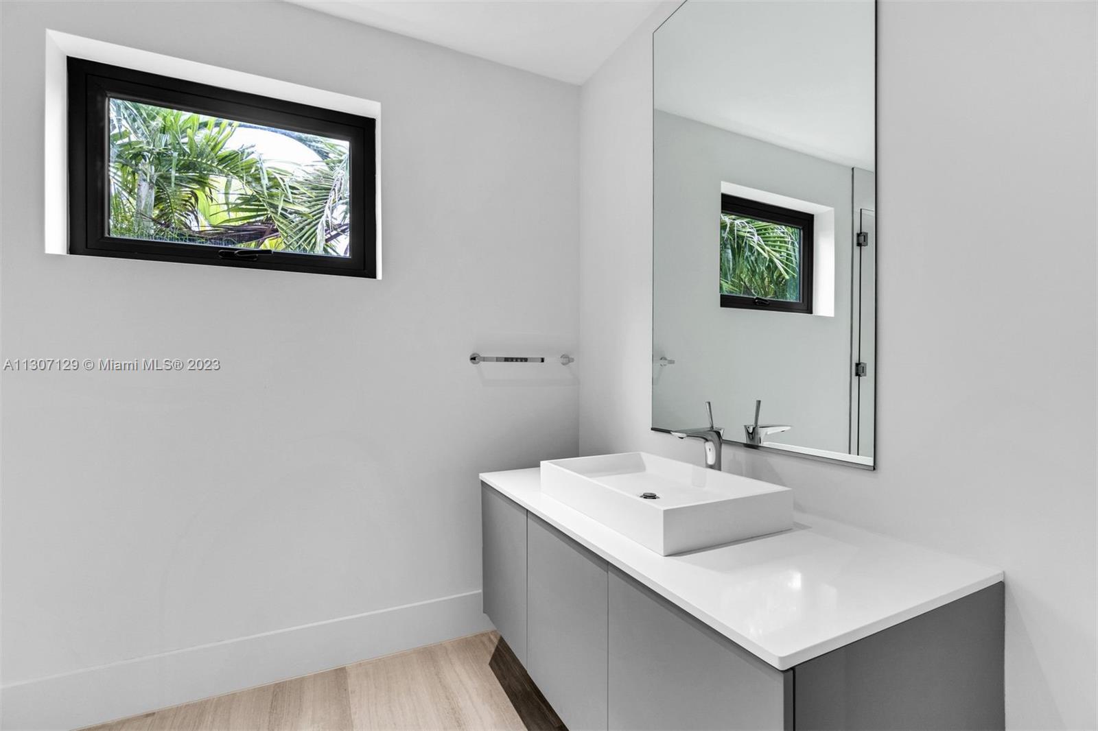 BAY POINT - Residential