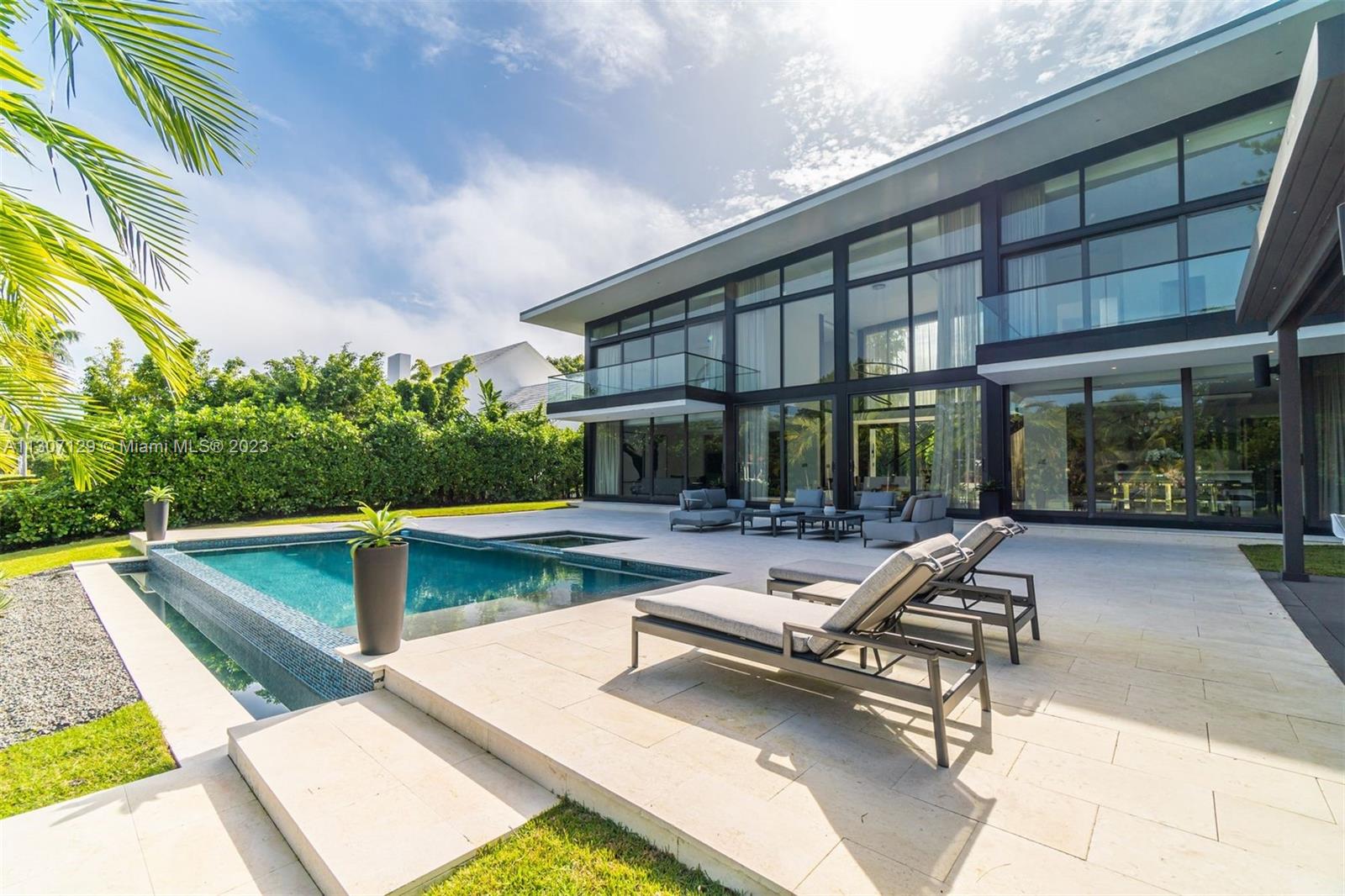 BAY POINT - Residential