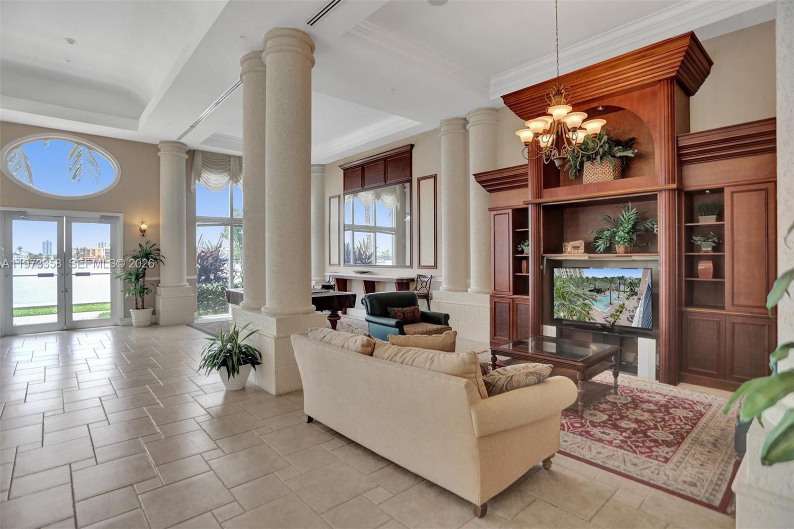 PORTO BELLAGIO CONDO - Residential