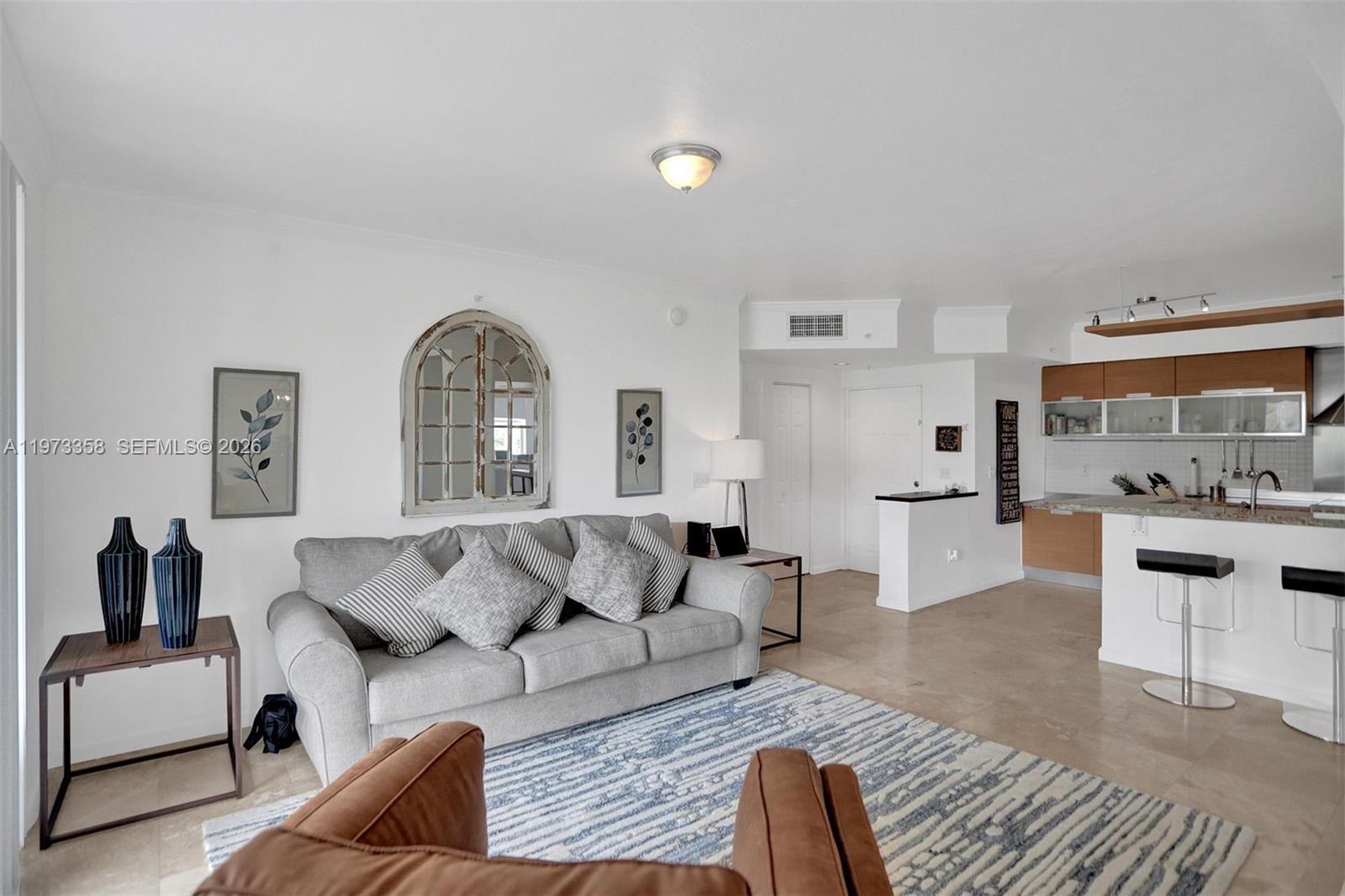 PORTO BELLAGIO CONDO - Residential