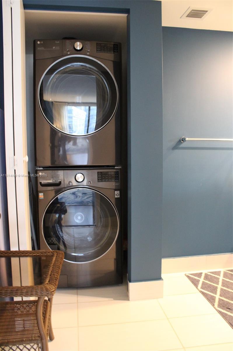 MYBRICKELL CONDO - Residential Lease