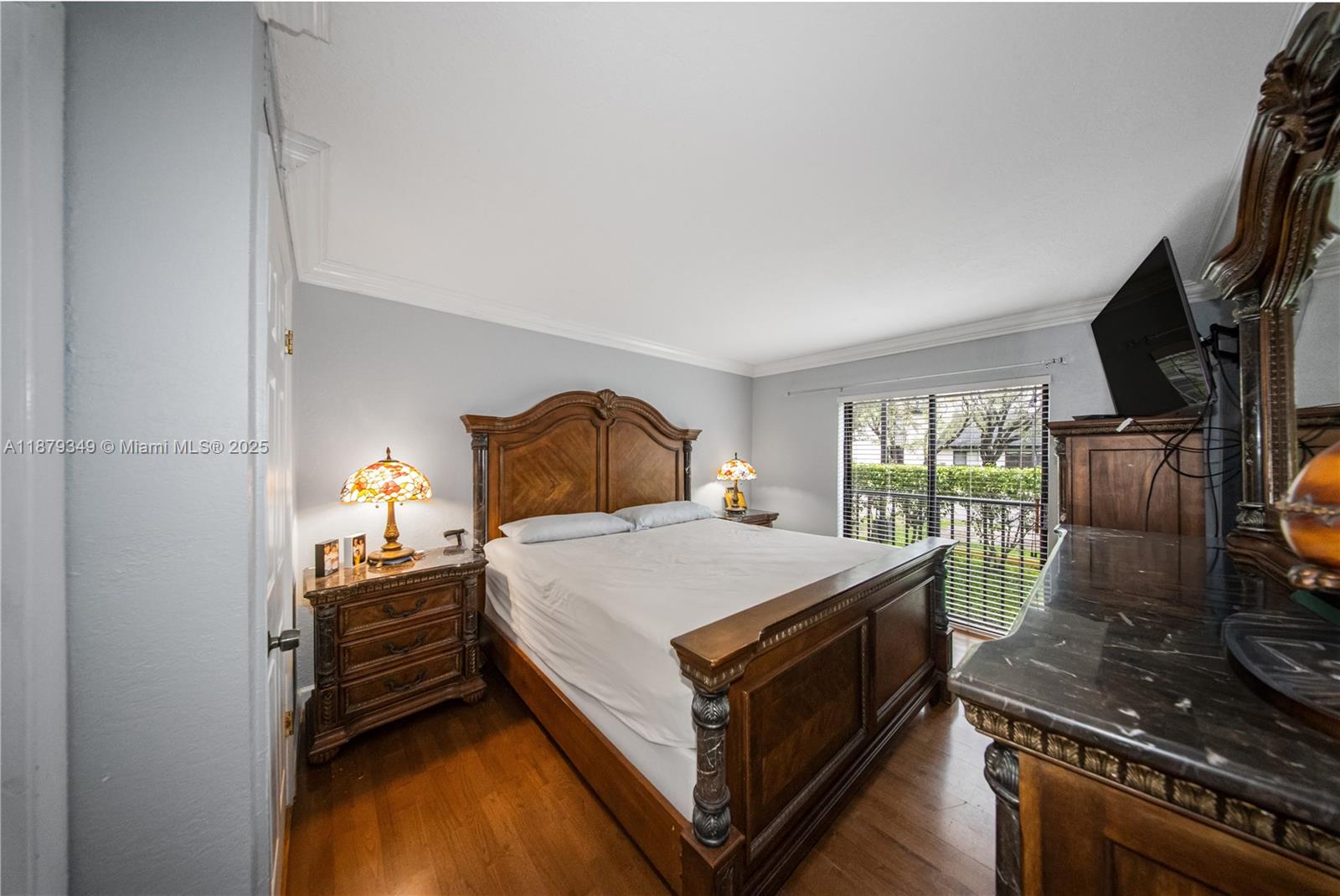 LYNBROOK COURT CONDO PH I - Residential Lease