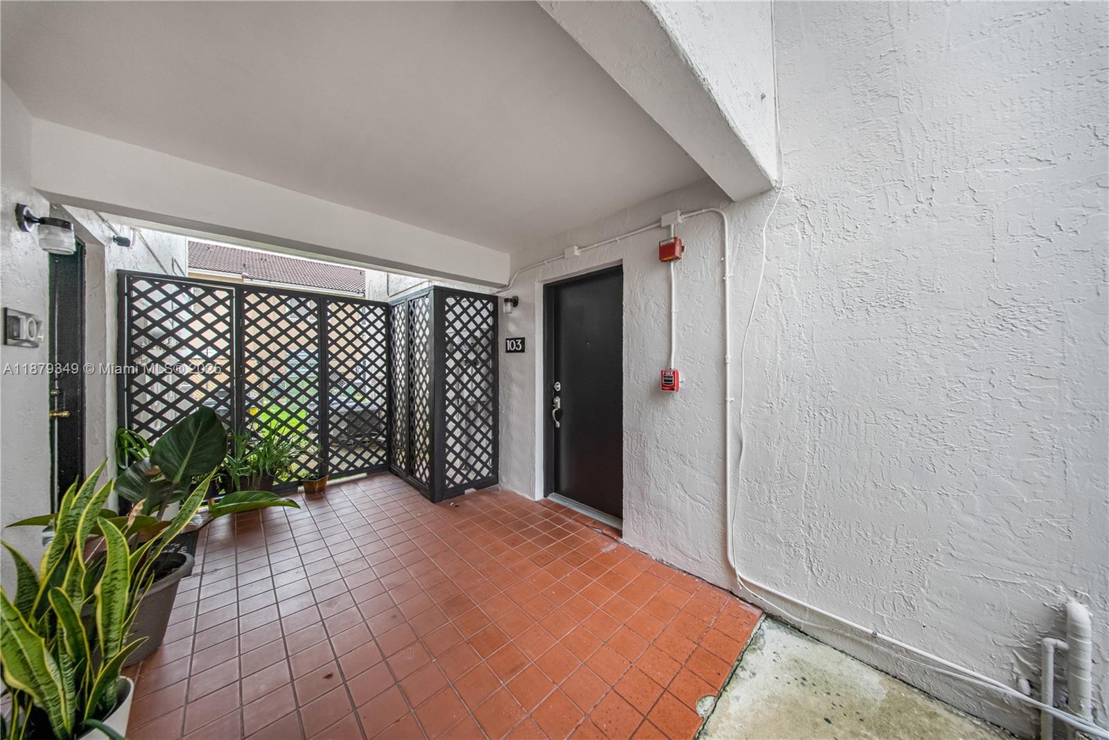 LYNBROOK COURT CONDO PH I - Residential Lease