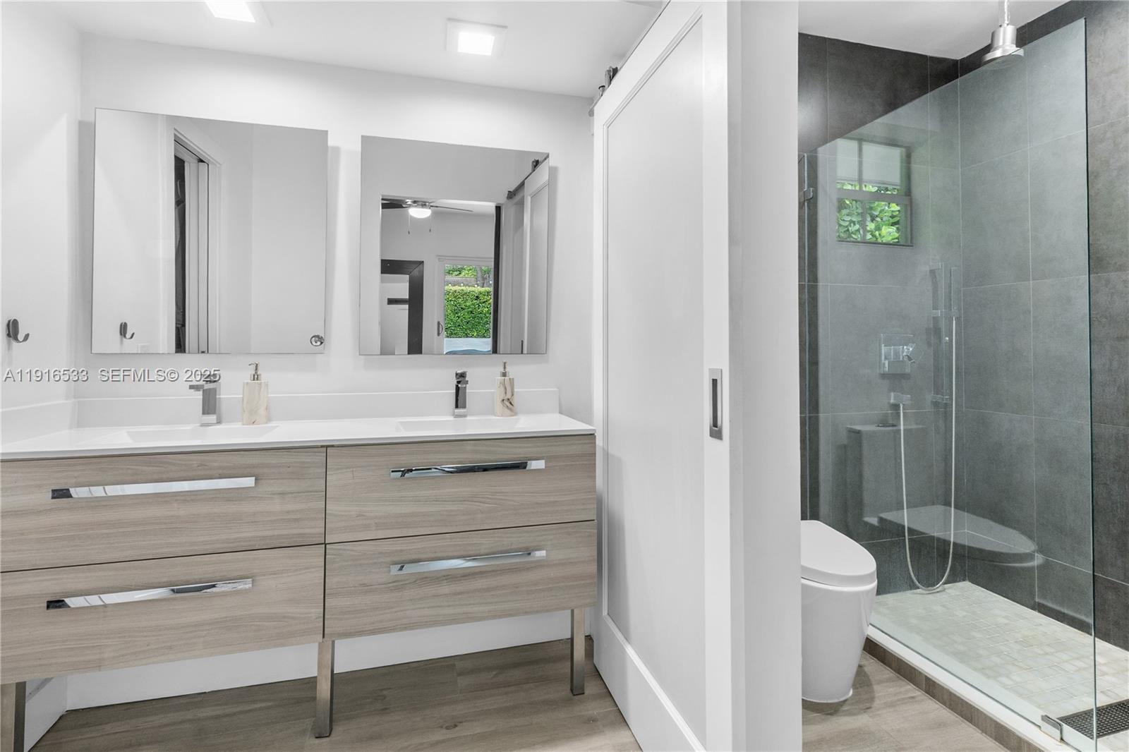 HIGHLAND LAKES SEC 1 - Residential