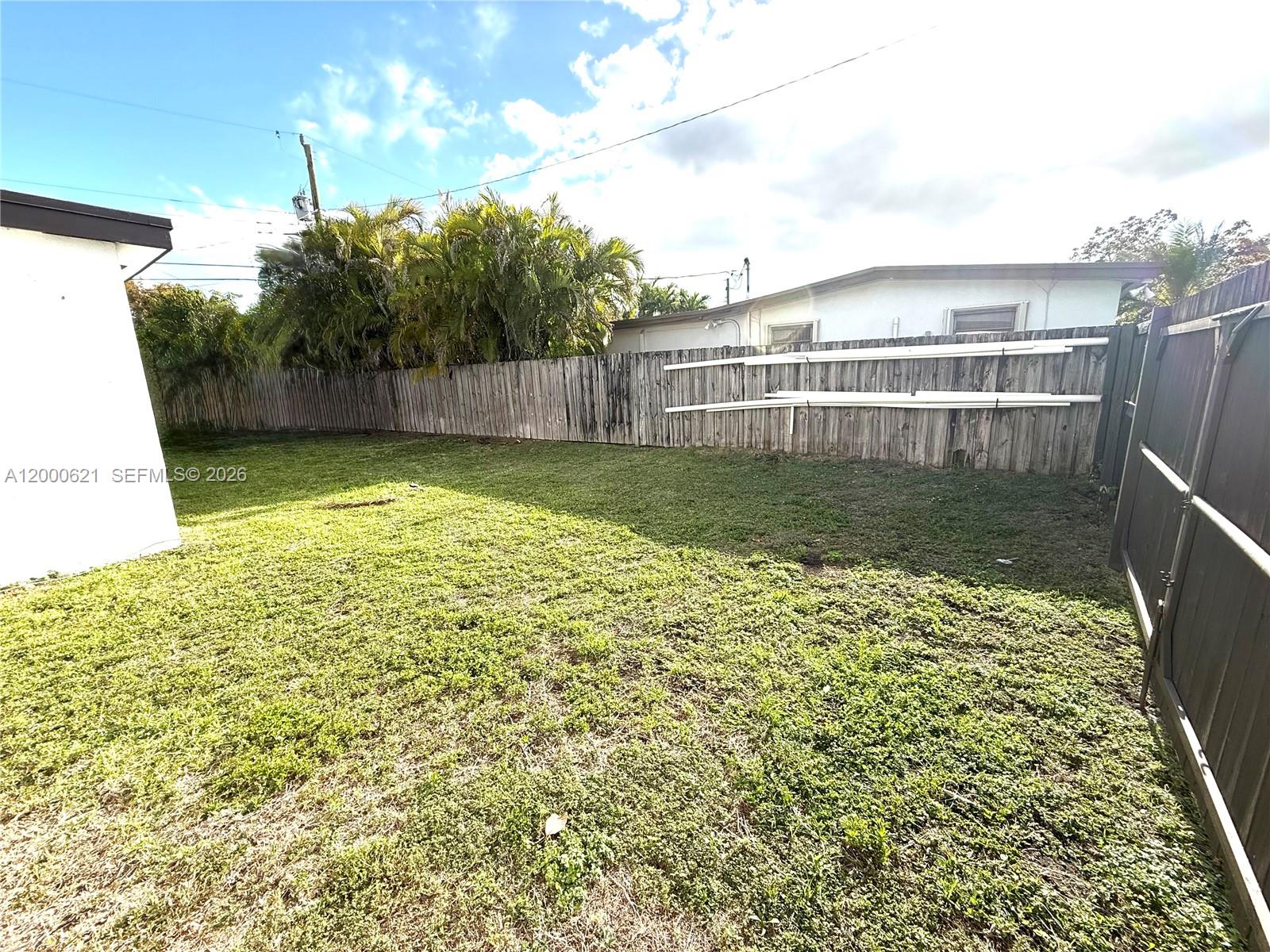 WESTWOOD LAKE 2ND ADDN - Residential Lease