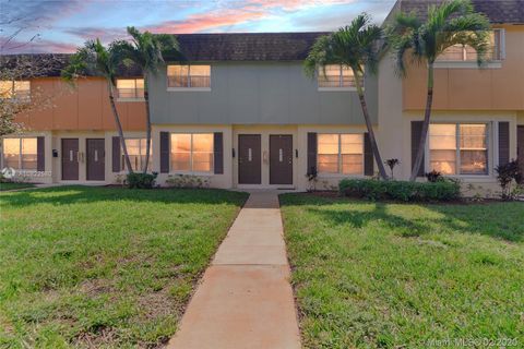 A home in Plantation