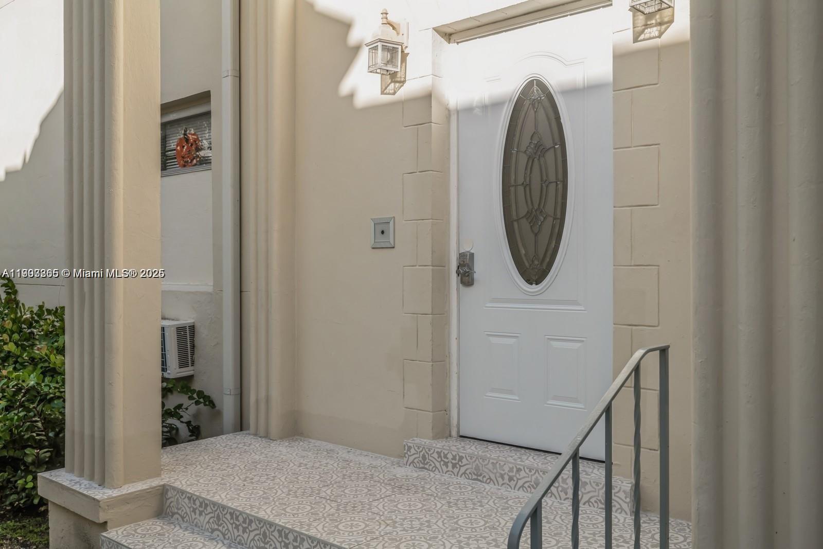 C GAB DOUGLAS SEC - Residential Lease