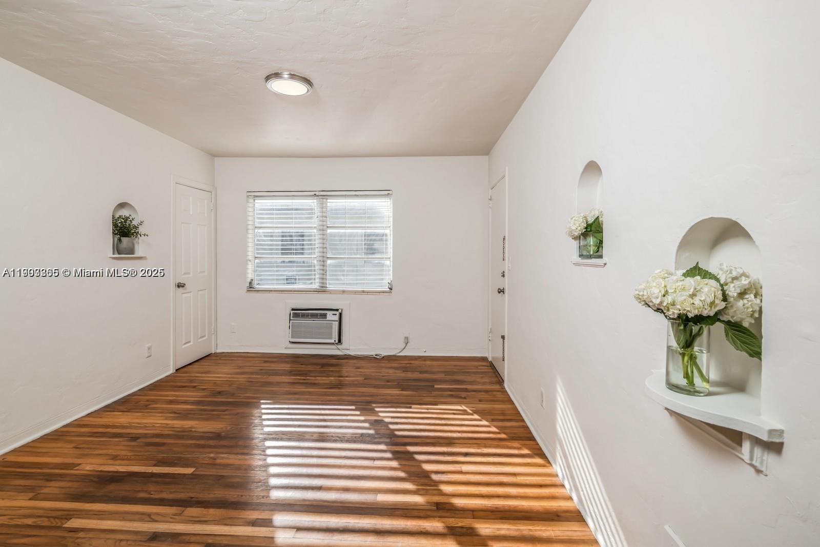 C GAB DOUGLAS SEC - Residential Lease