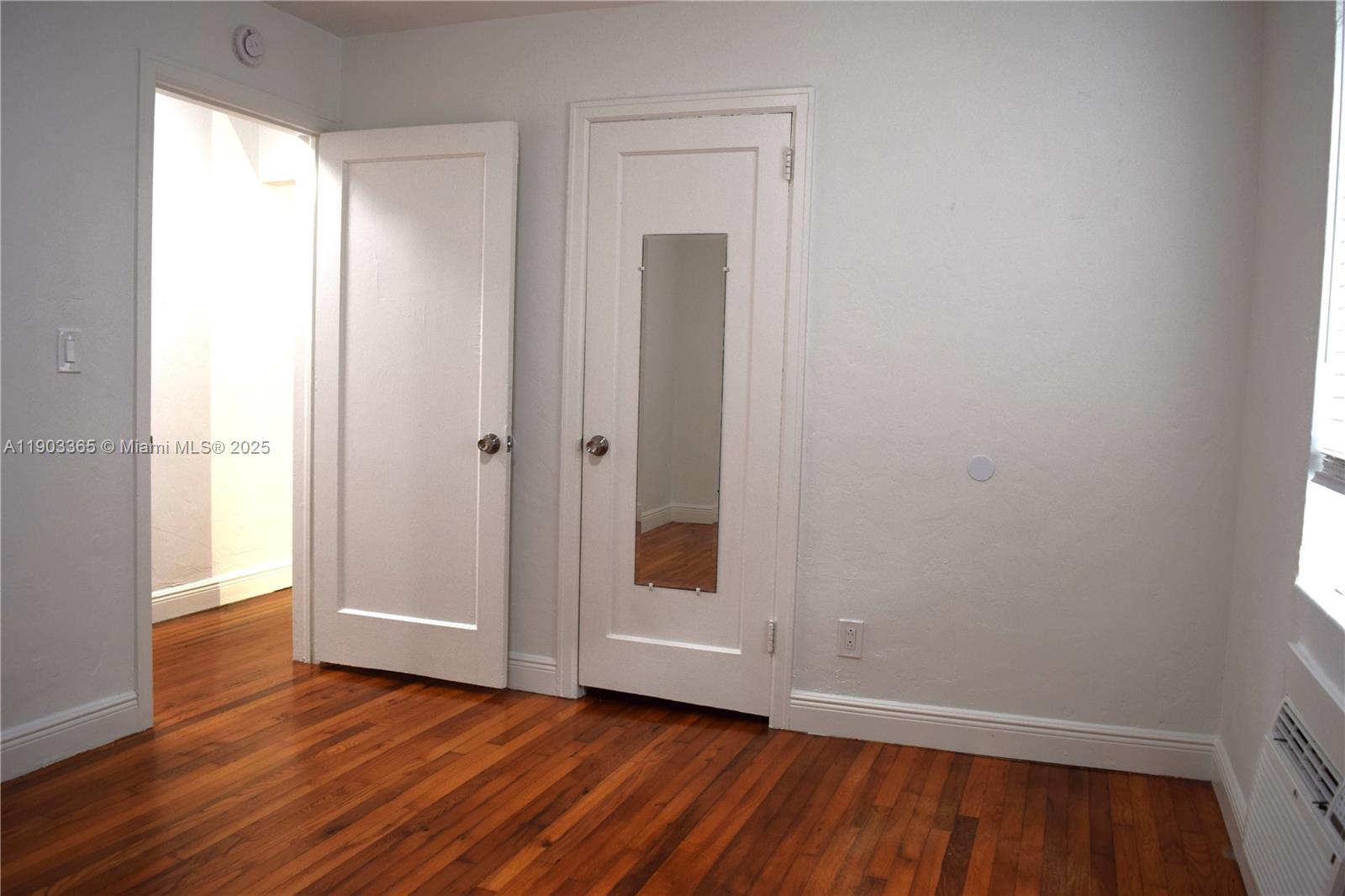 C GAB DOUGLAS SEC - Residential Lease