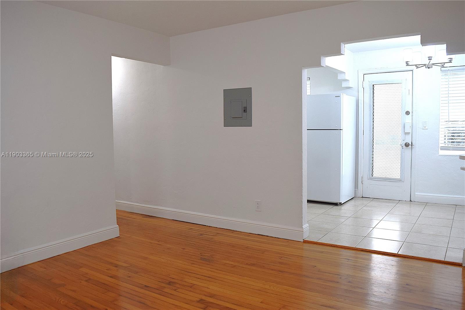 C GAB DOUGLAS SEC - Residential Lease