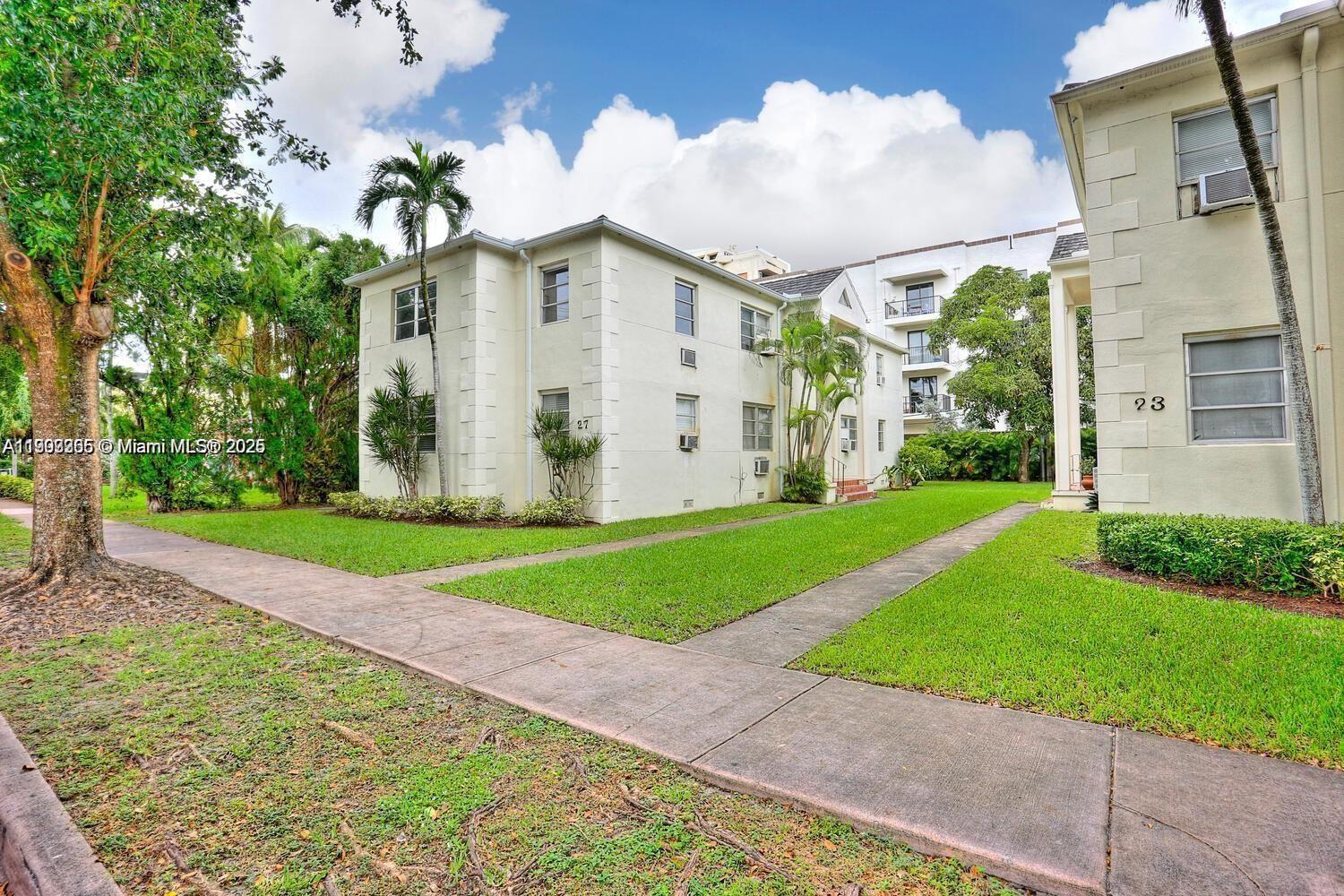 C GAB DOUGLAS SEC - Residential Lease