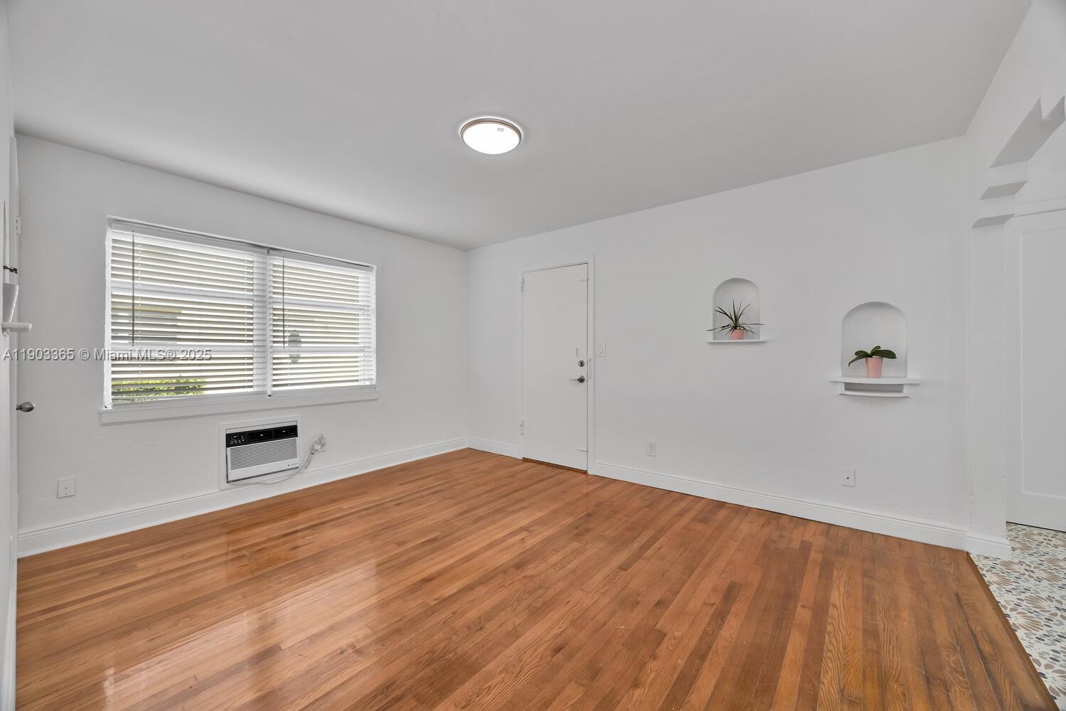 C GAB DOUGLAS SEC - Residential Lease