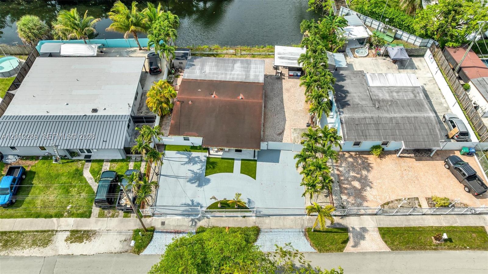 WESTWOOD LAKE 8TH ADDN - Residential