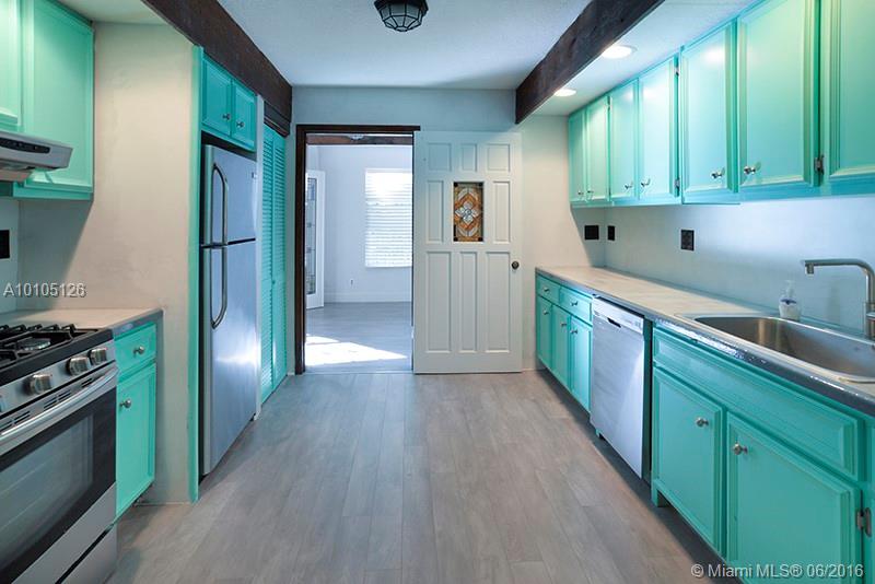 BEACH VIEW - Residential Lease