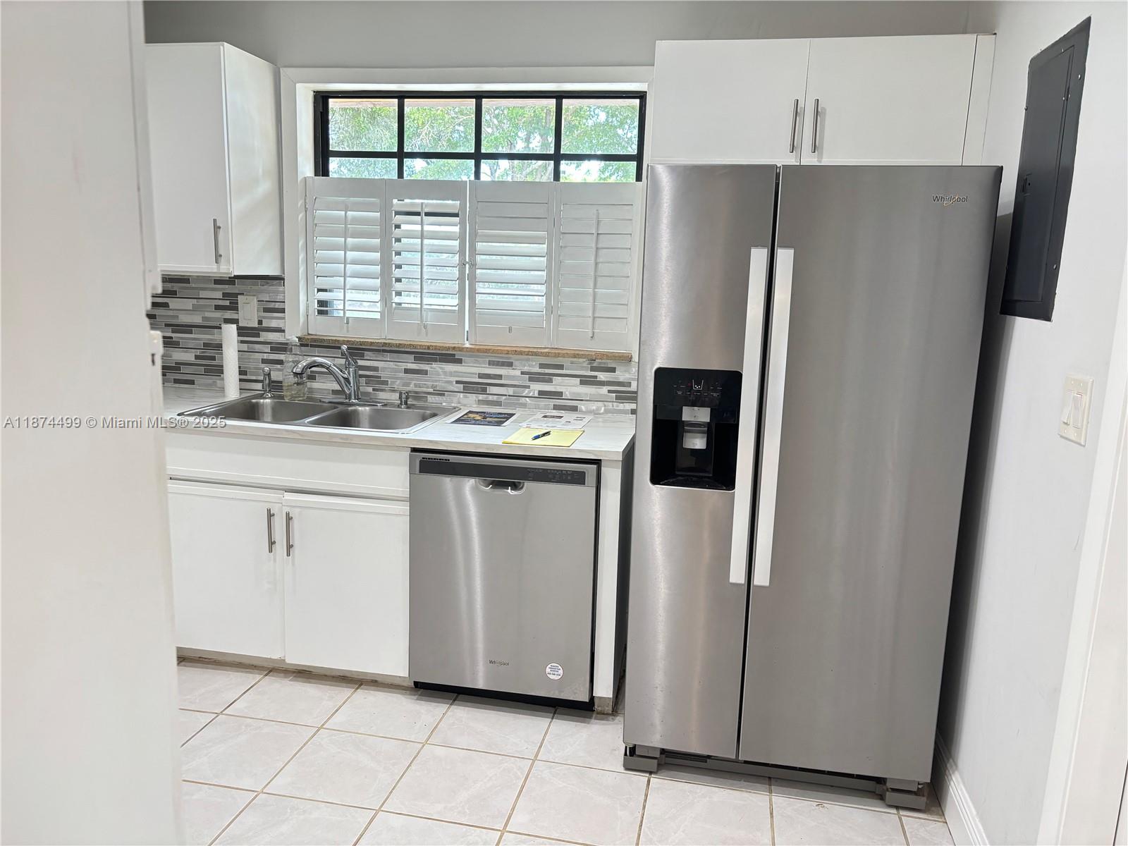 HOST CROSSINGS - Residential