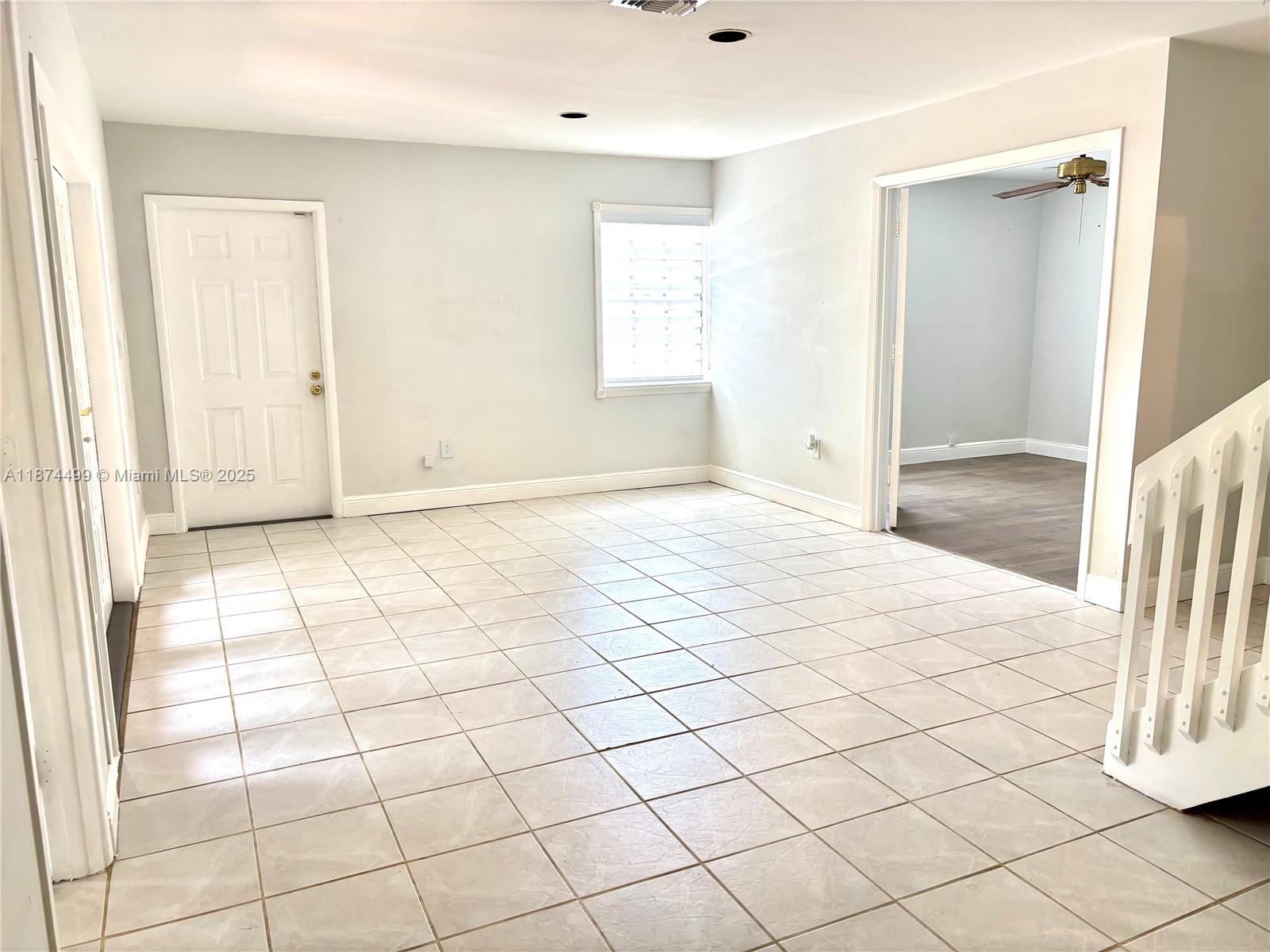 HOST CROSSINGS - Residential