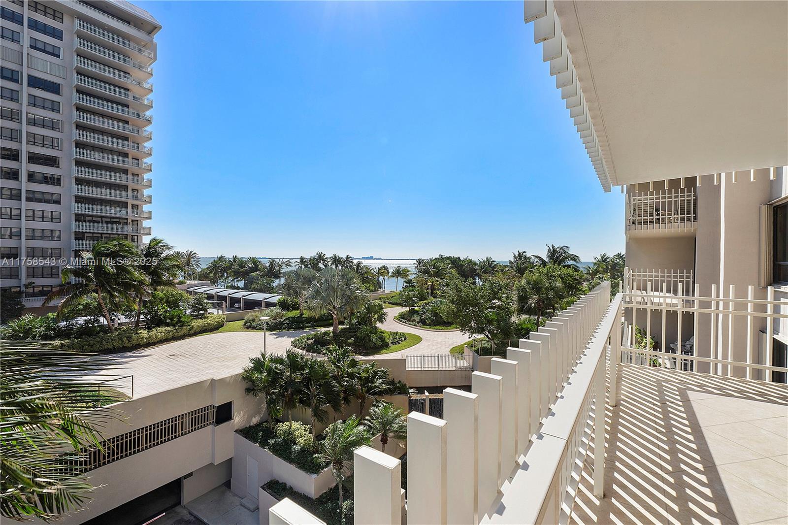 GROVE ISLE CONDO - Residential Lease