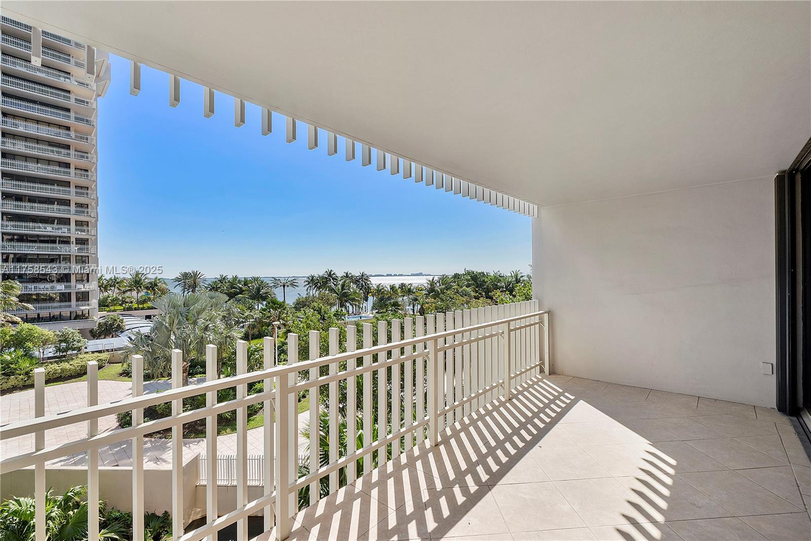 GROVE ISLE CONDO - Residential Lease