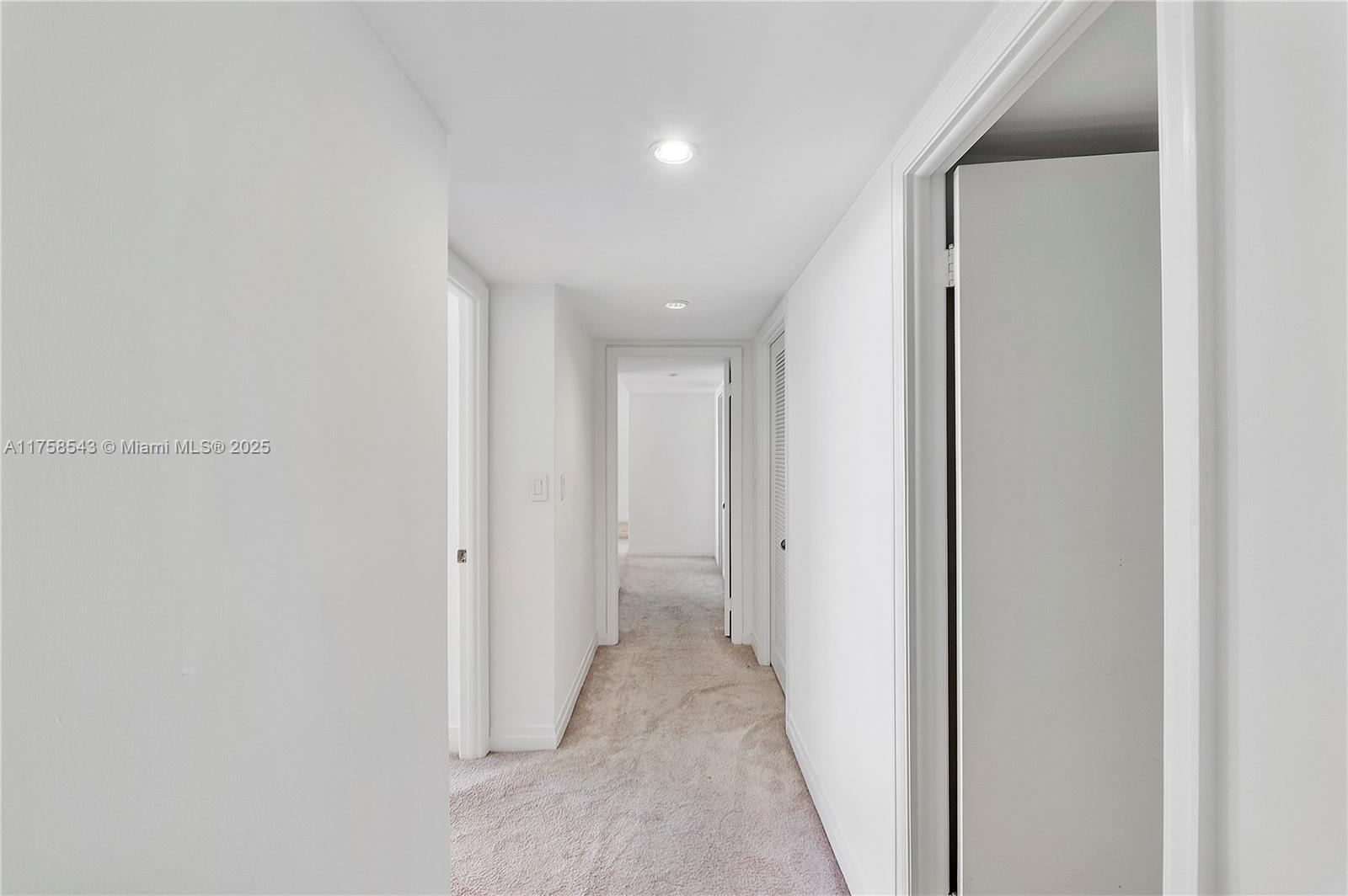 GROVE ISLE CONDO - Residential Lease