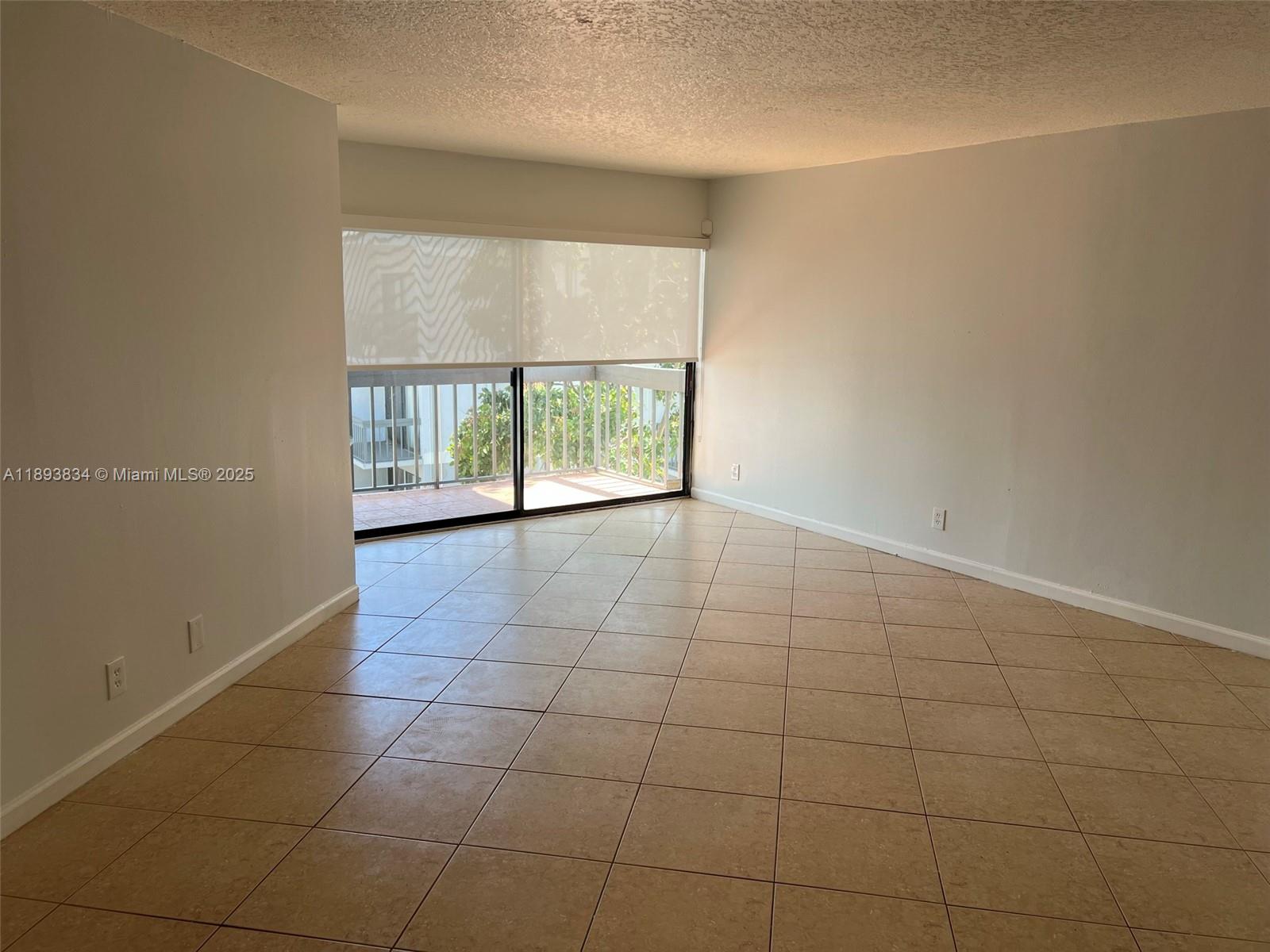 PRESIDENTIAL GOLFVIEW CON - Residential Lease