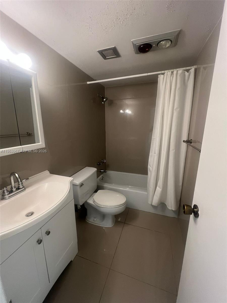 HEMISPHERES CONDO - Residential