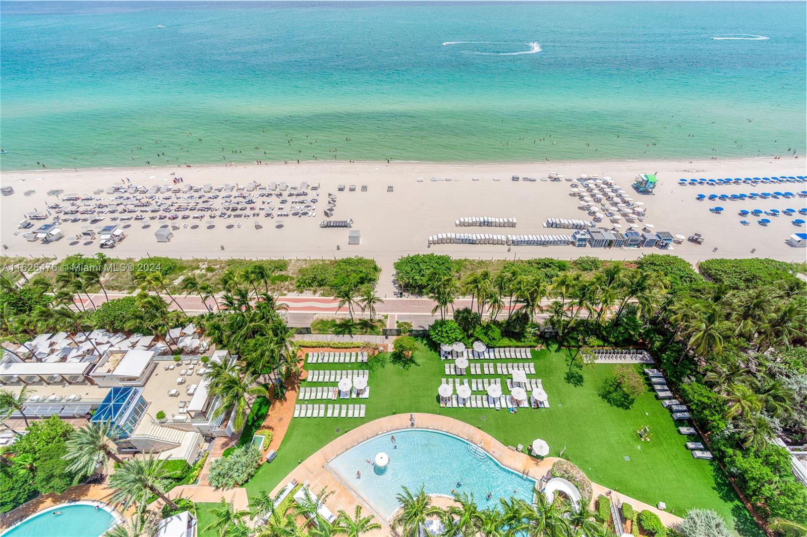 FONTAINEBLEAU III - Residential