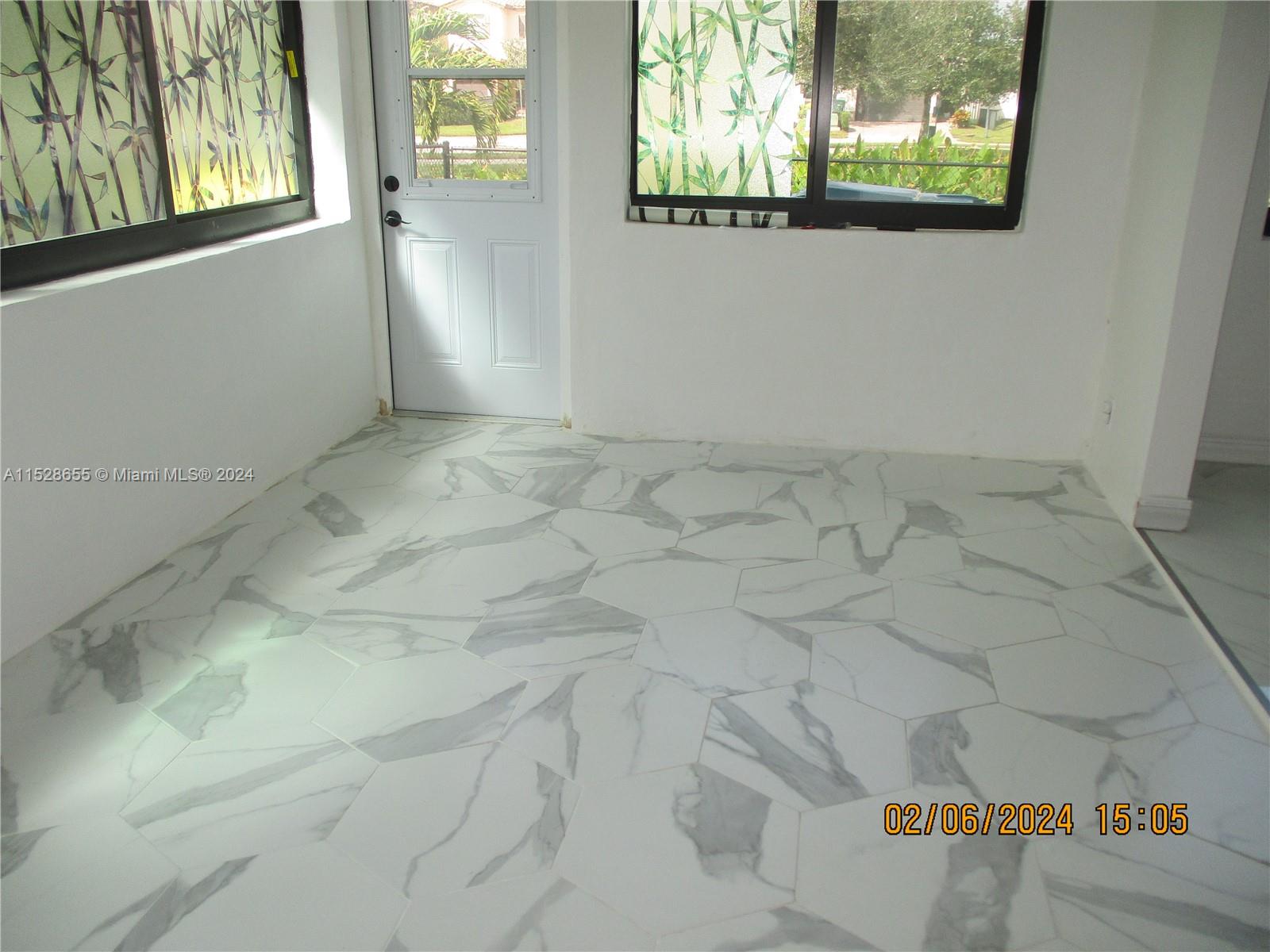 MAINLANDS OF TAMARAC LAKE - Residential Lease