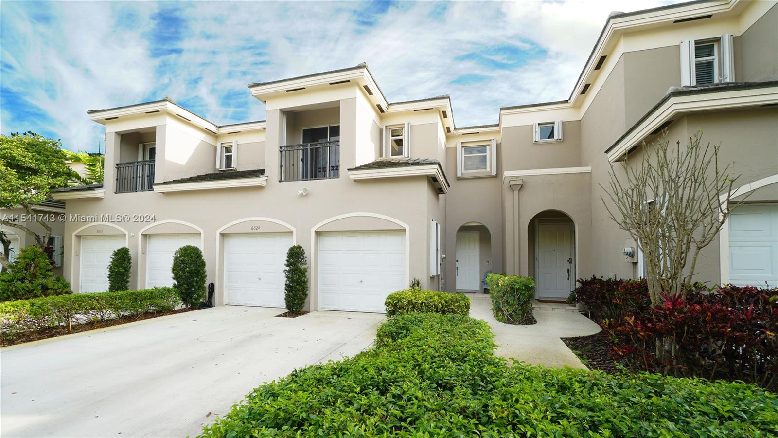 Magnificent Tuscany Villas townhouse rarely available!. Very Spacious bright and beautiful 2-story 3beds/3baths with ability to convert den/office into 4th bdrm. Hight ceilings and lots of updates, AC replaced 2023, water heater and all appliances 2022, beautiful luxury vinyl plank floors, and bathrooms. Master suite is very large, and there are 2 other big size bedrooms, all upstairs. Custom built in walking Closets. Private fenced in back garden. Gated community of 34 households with private roads and best location to everything in town. New roof done 2020 and community pool has been recently upgraded. Community fees includes structural windstorm insurance.