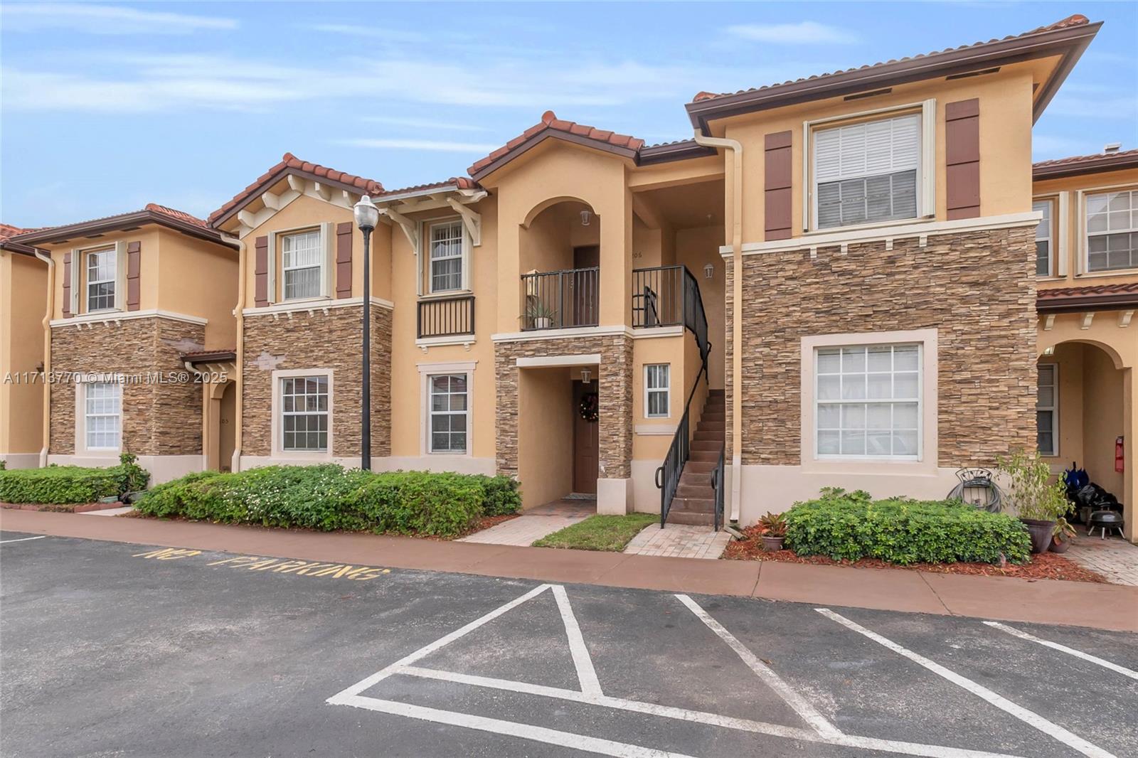 1395 Ne 33rd Ave 206-26, Homestead, Miami-Dade County, Florida - 3 Bedrooms  
2 Bathrooms - 