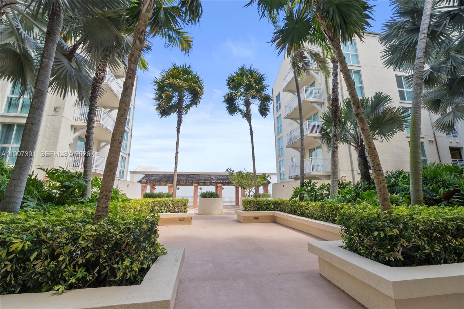 DOWNTOWN DADELAND CONDO N - Residential