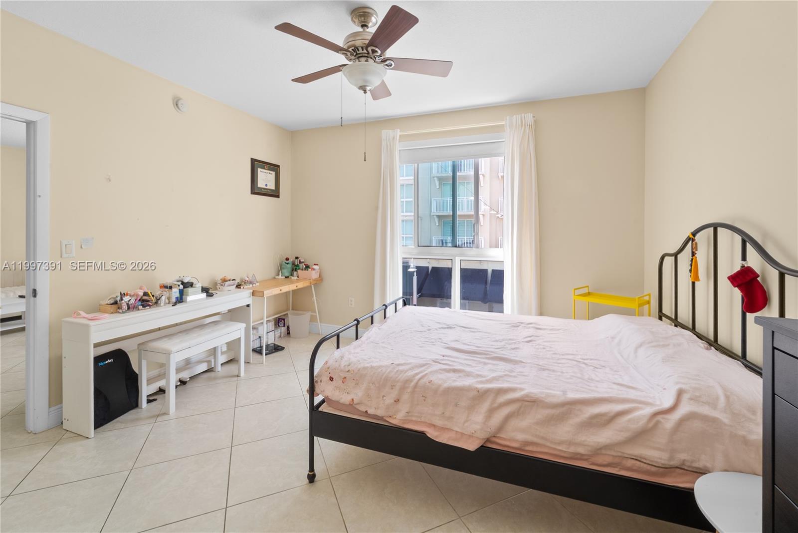 DOWNTOWN DADELAND CONDO N - Residential