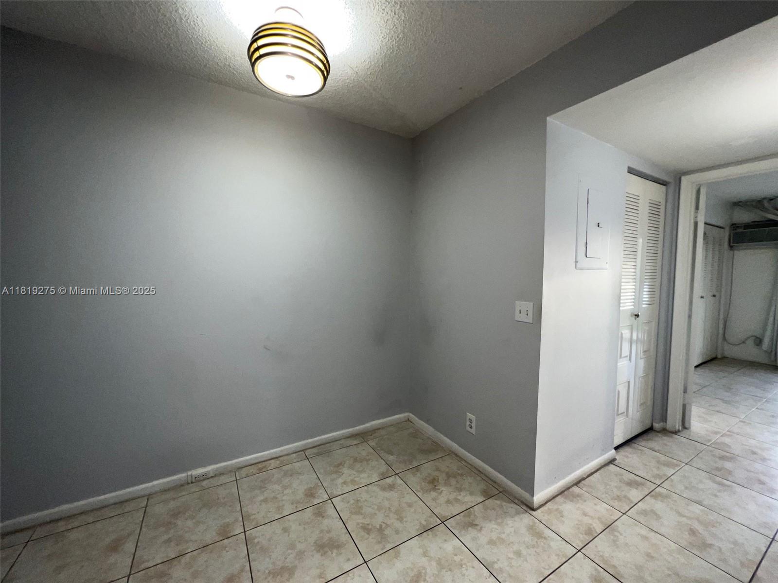 NEW HAMPTON AT CENTURY VI - Residential Lease