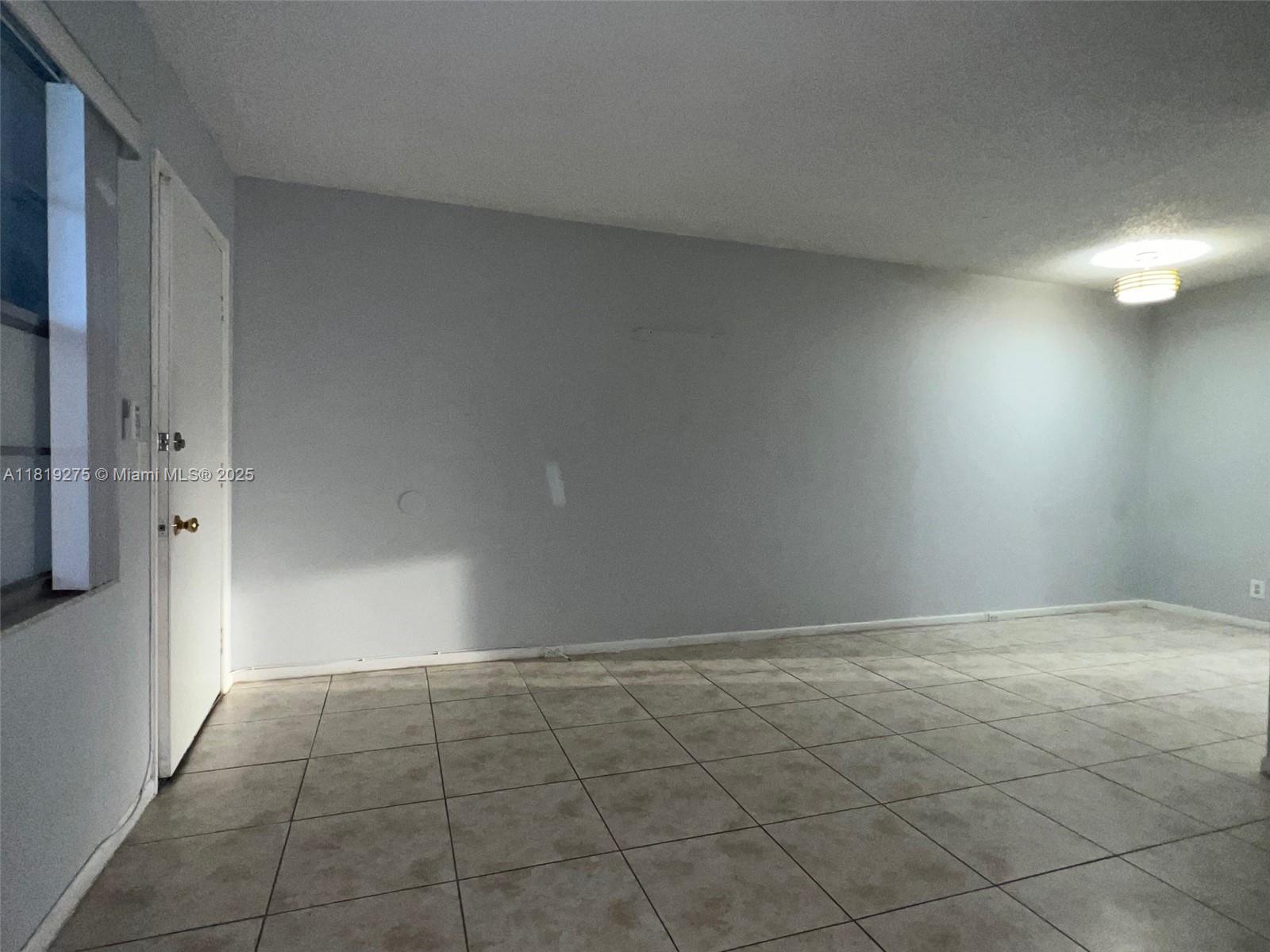 NEW HAMPTON AT CENTURY VI - Residential Lease