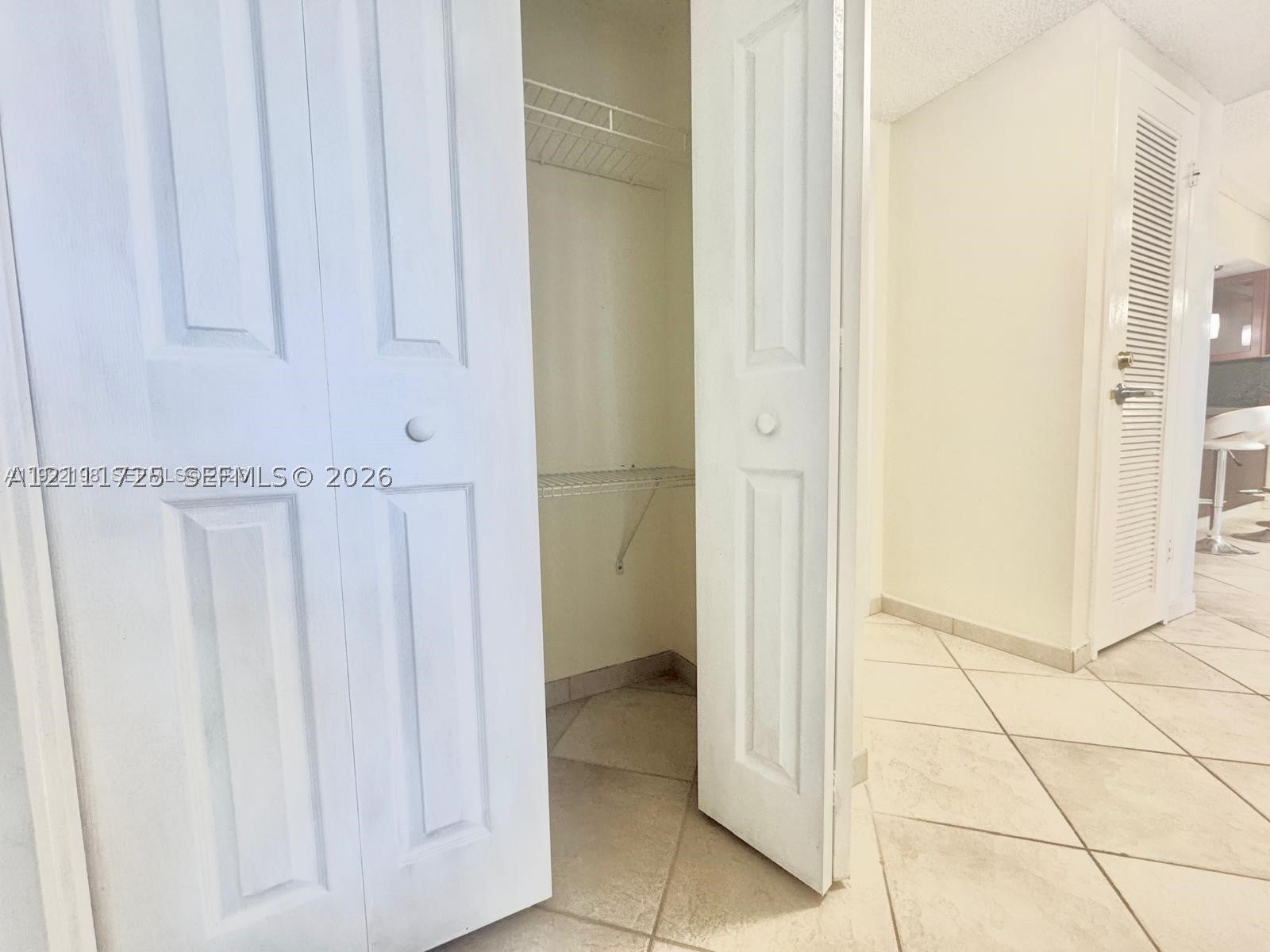 3725 S Ocean Dr 508