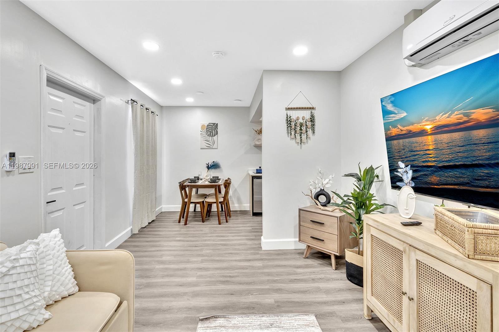 ATLANTIC SHORES DIXIE HIG - Residential Lease