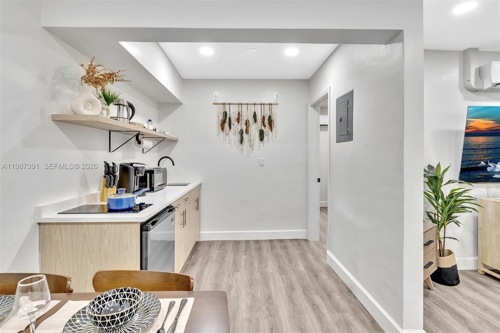 ATLANTIC SHORES DIXIE HIG - Residential Lease