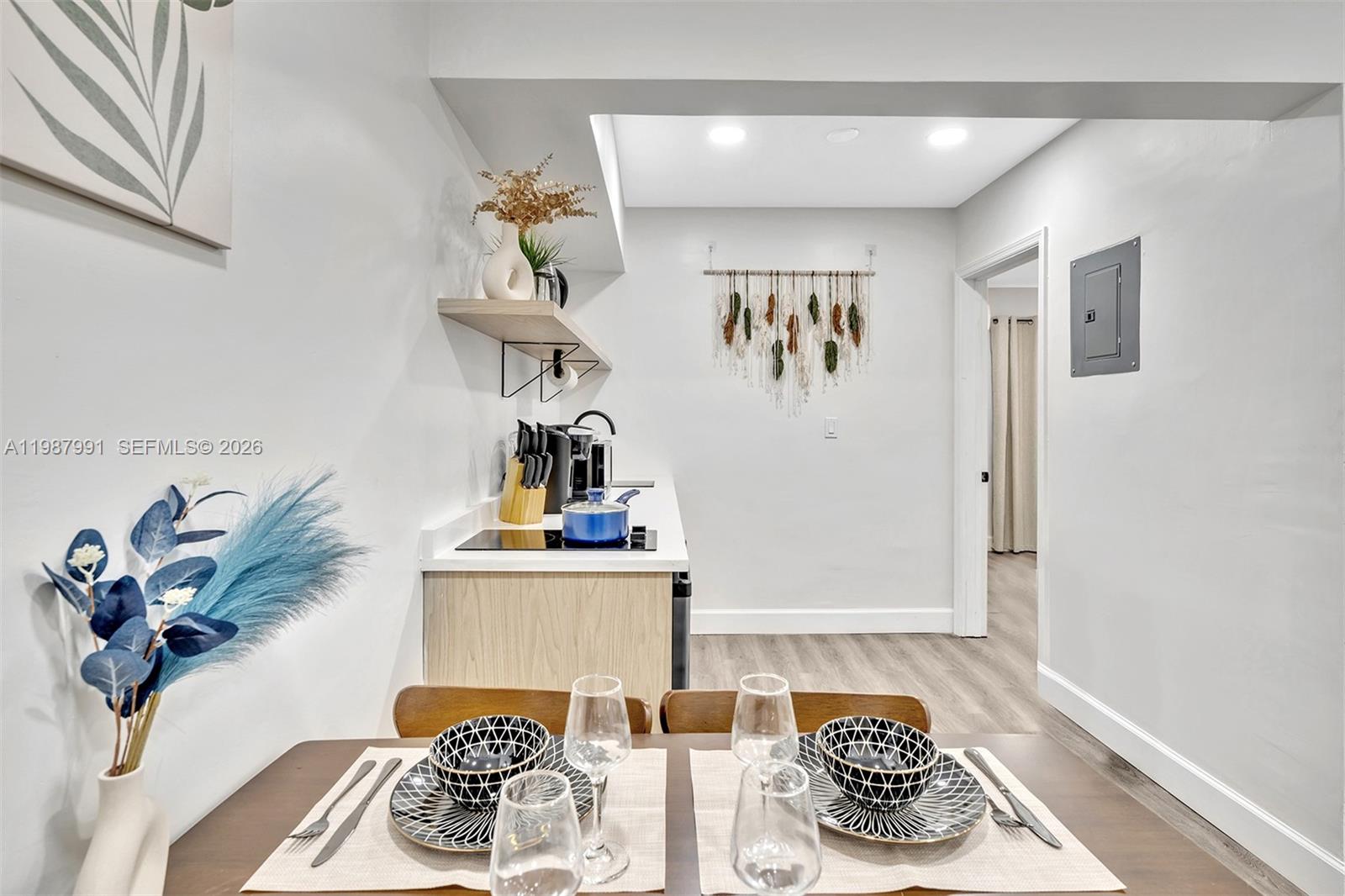 ATLANTIC SHORES DIXIE HIG - Residential Lease