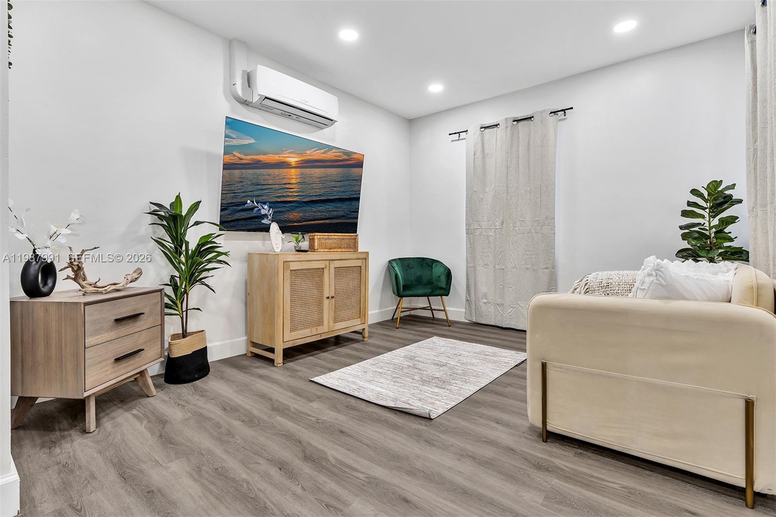 ATLANTIC SHORES DIXIE HIG - Residential Lease