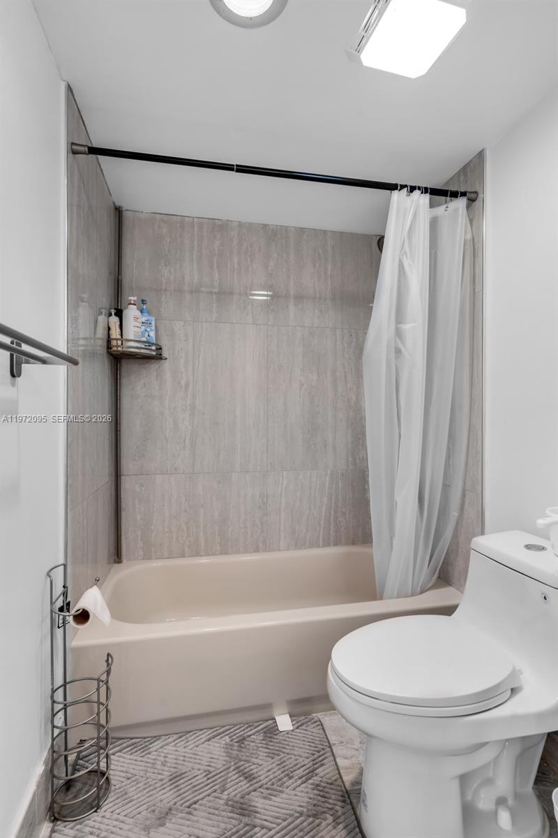 C H E ACRES - Residential