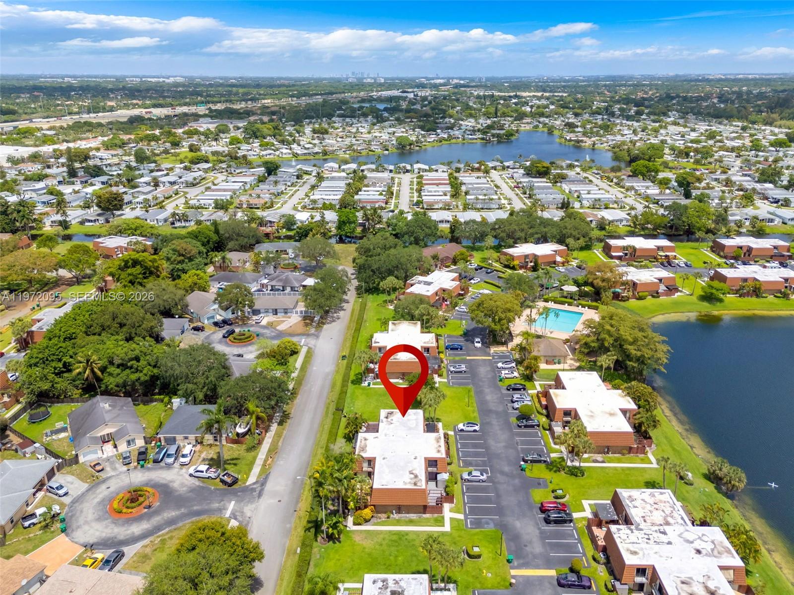 C H E ACRES - Residential