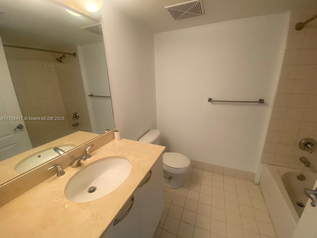 2101 Brickell Ave 1401