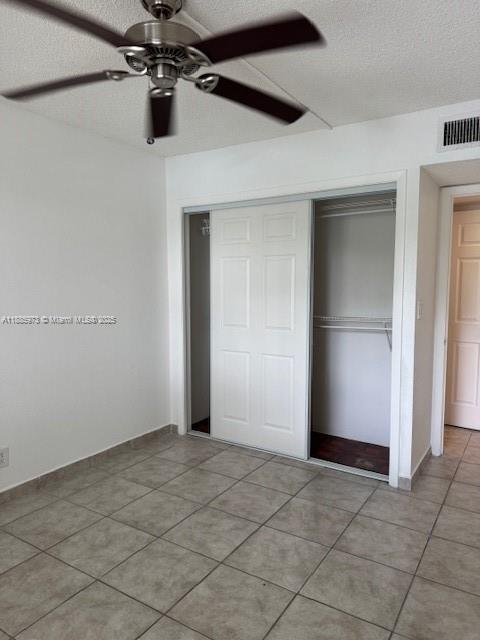 RACQUET CLUB VILLAGE APAR - Residential Lease