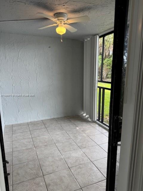 RACQUET CLUB VILLAGE APAR - Residential Lease